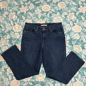 Levi Classic Straight Jeans